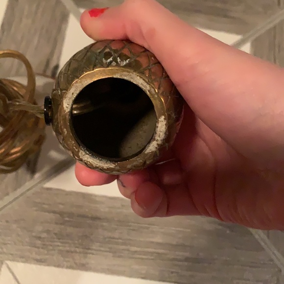 Vintage Brass Pineapple lamp - Picture 7 of 9